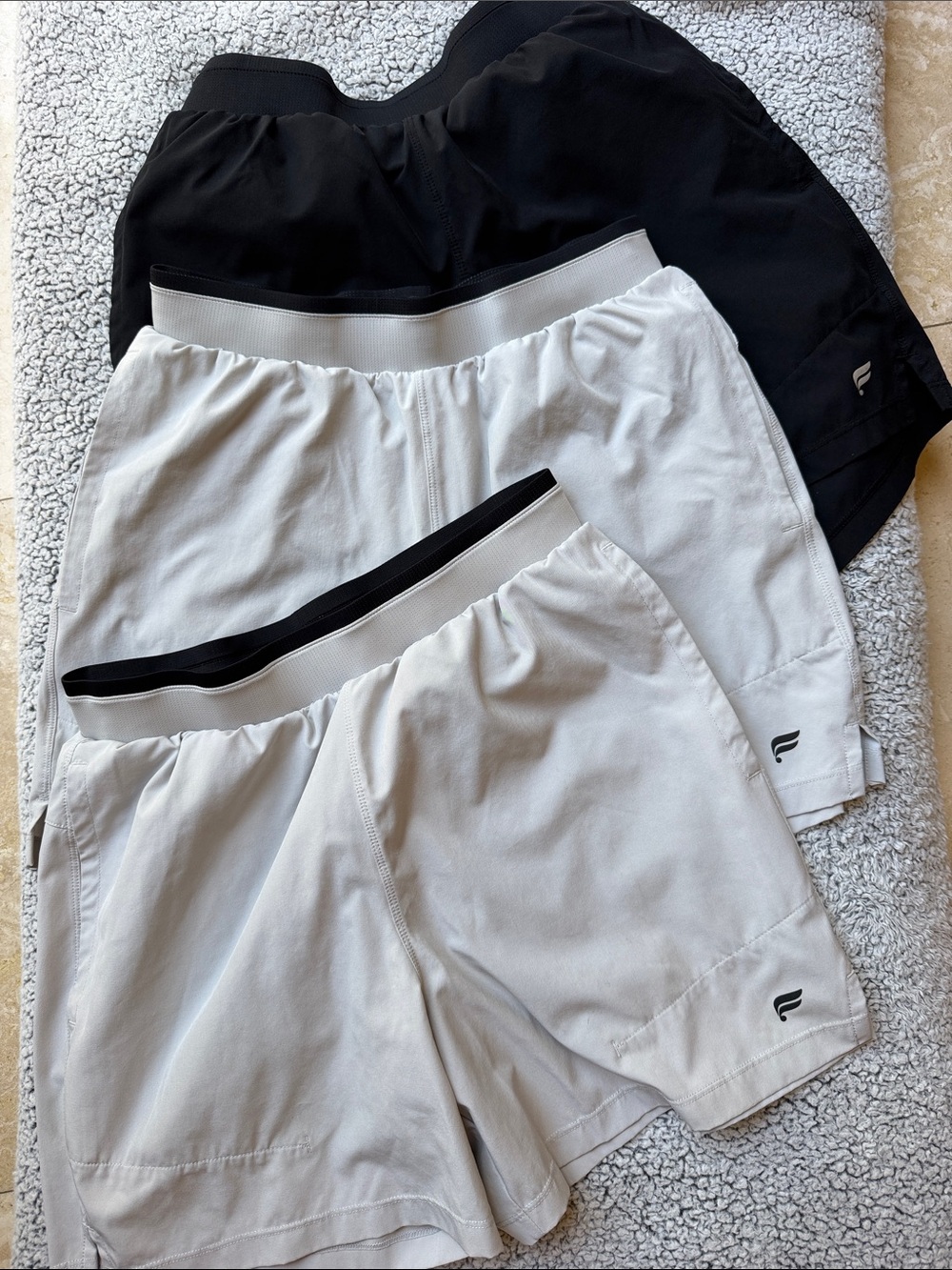 Performance men’s athletic shorts - 2 Black & 2 Light Gray with Black detail